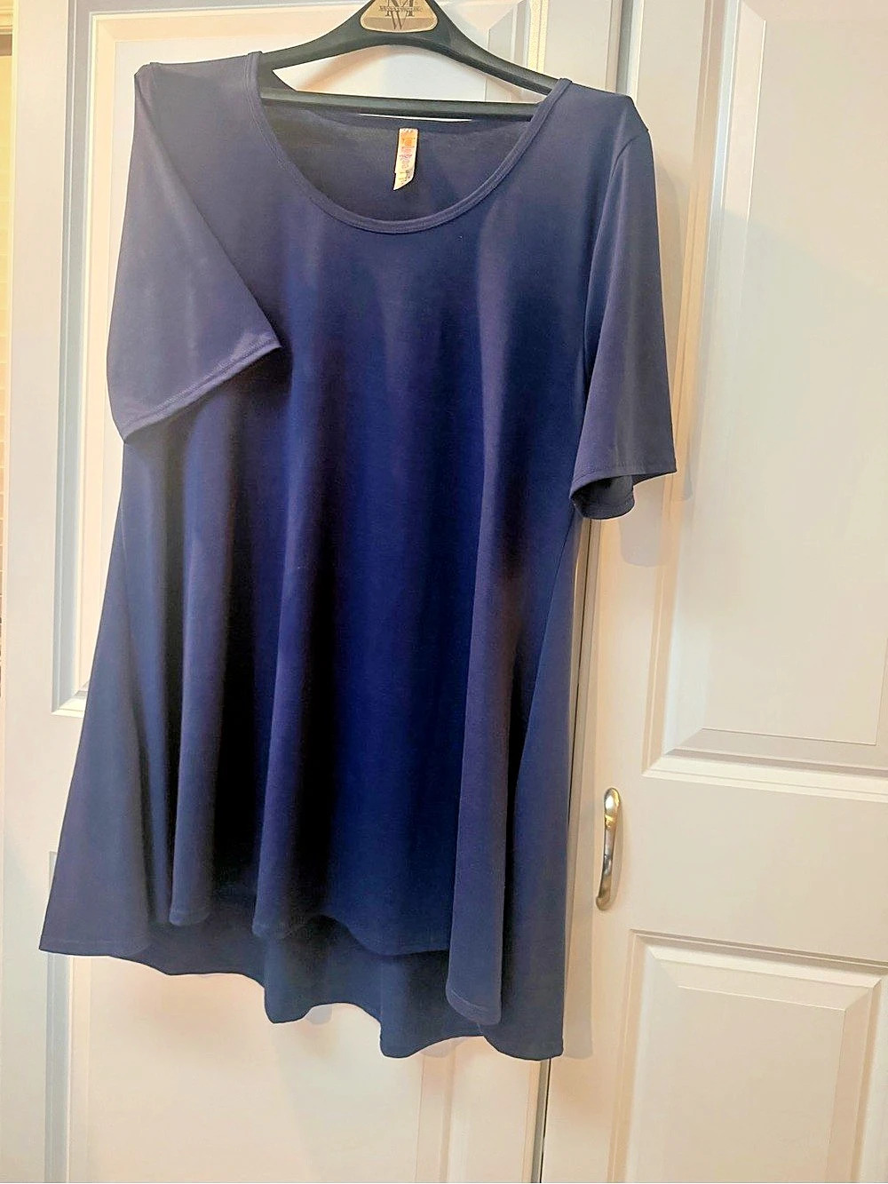 LuLaRoe Perfect T in Blue Size XL Like New